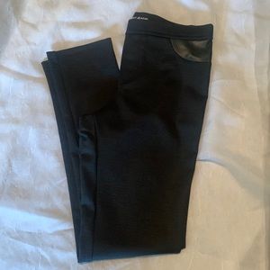 DNKY pants size small.